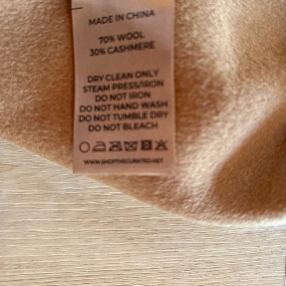 The Curated Women’s Tan Cashmere and Wool Blend Coat - Picture 9 of 9